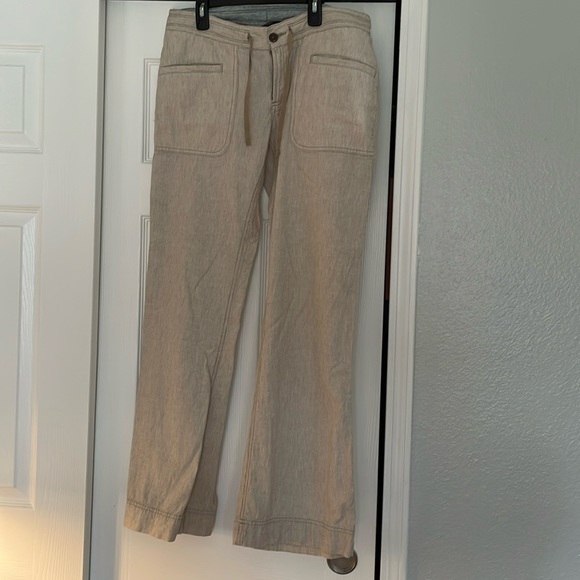 The North Face khaki linen pants. - Picture 1 of 5
